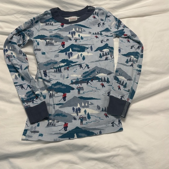Hanna Andersson Winter Pajamas Sz 6-7 - Picture 2 of 6